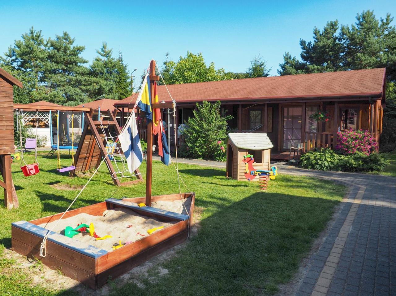 Domki Letniskowe Forest Nad Morzem Ujście-Darłowskie Eksteriør billede